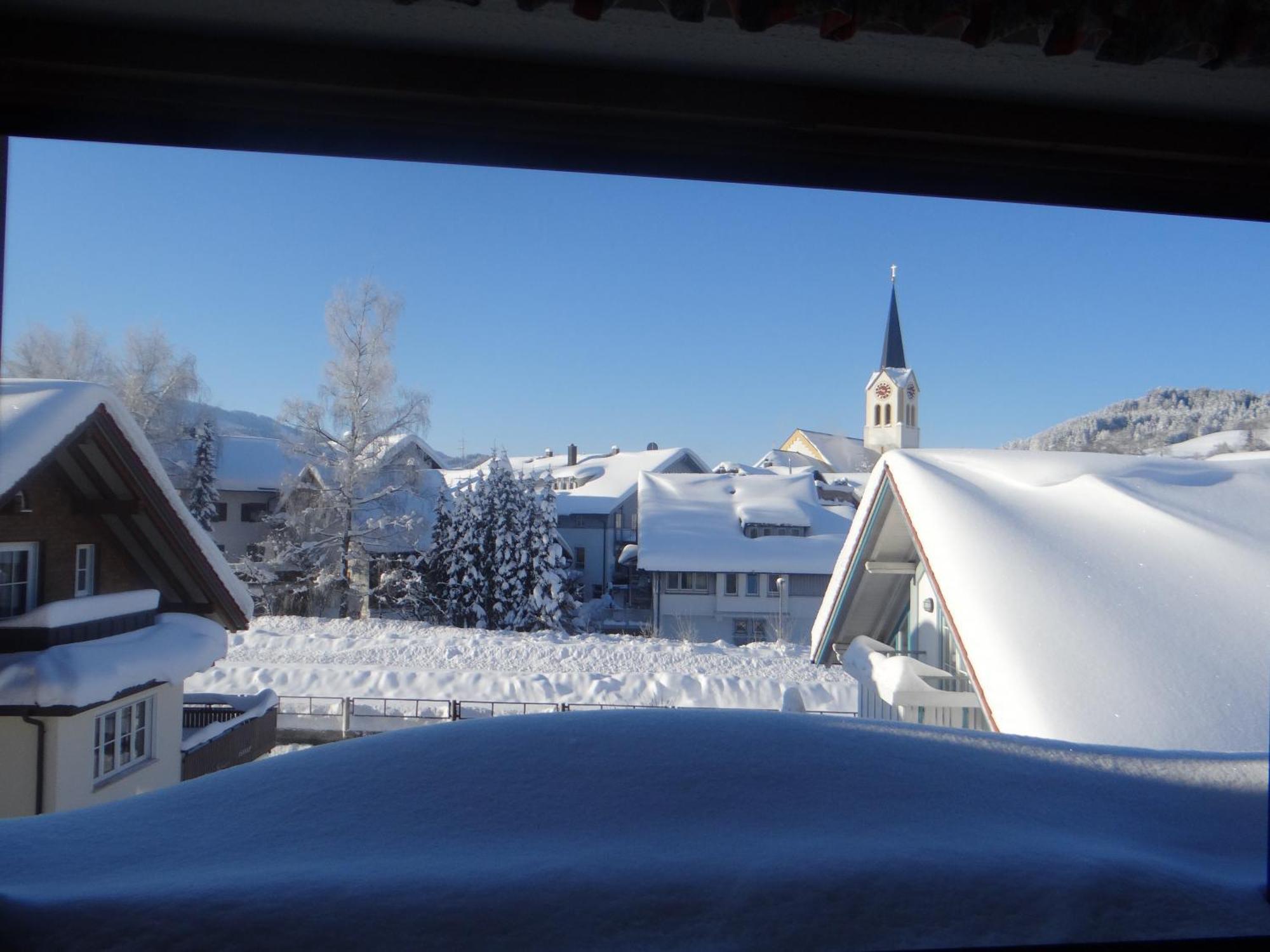 Allgaeu Vibes - Fusslaeufige Erreichbarkeit Vom Bahnhof, Mit Aussicht, Wettergeschuetzter Balkon Оберштауфен Экстерьер фото
