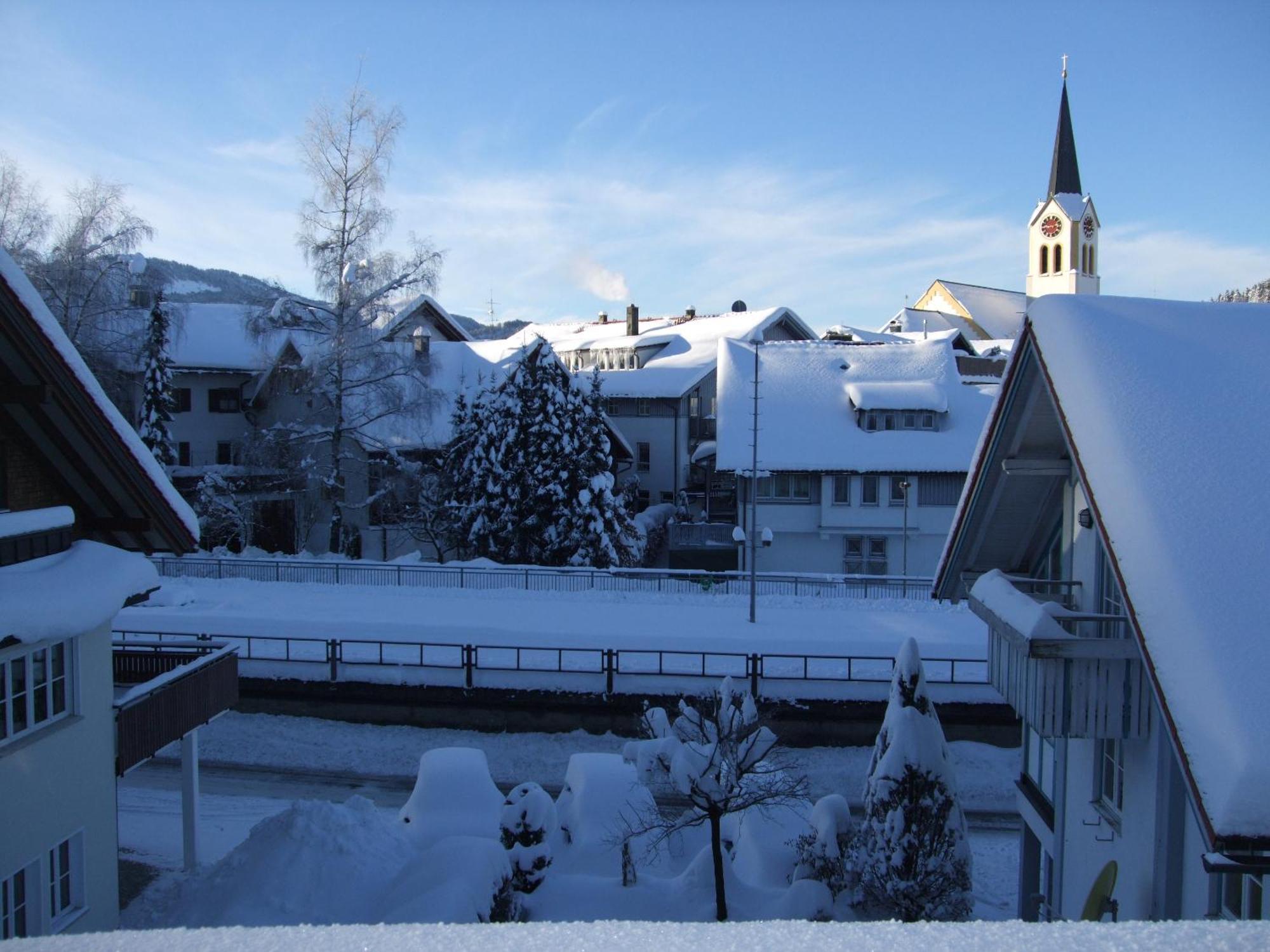 Allgaeu Vibes - Fusslaeufige Erreichbarkeit Vom Bahnhof, Mit Aussicht, Wettergeschuetzter Balkon Оберштауфен Экстерьер фото